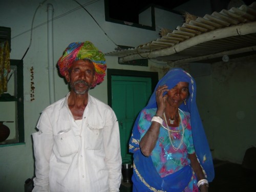L'oncle et la tante de Shambu (Photo prise par Shambhu)